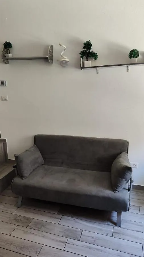 Apartment Appartamento Nel Cuore Di Varese Italy